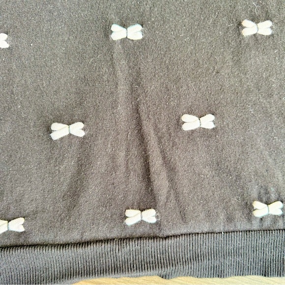 CeCe Black Sleeveless Knit Top with White Bow Embroidery – Size XS - Picture 6 of 9